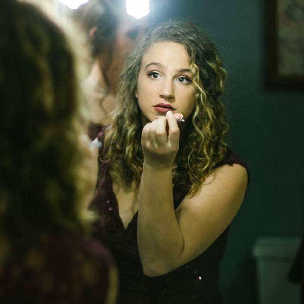 Meet your Posher, Traci